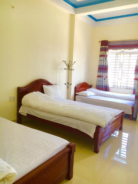 Huyen Tram Guesthouse Dong Van  Εξωτερικό φωτογραφία